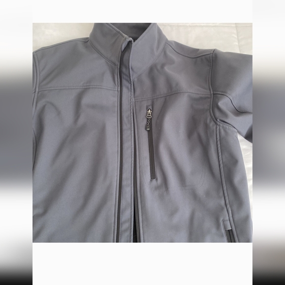 SwissTech softshell jacket i believe it to be Unisex - Picture 15 of 16